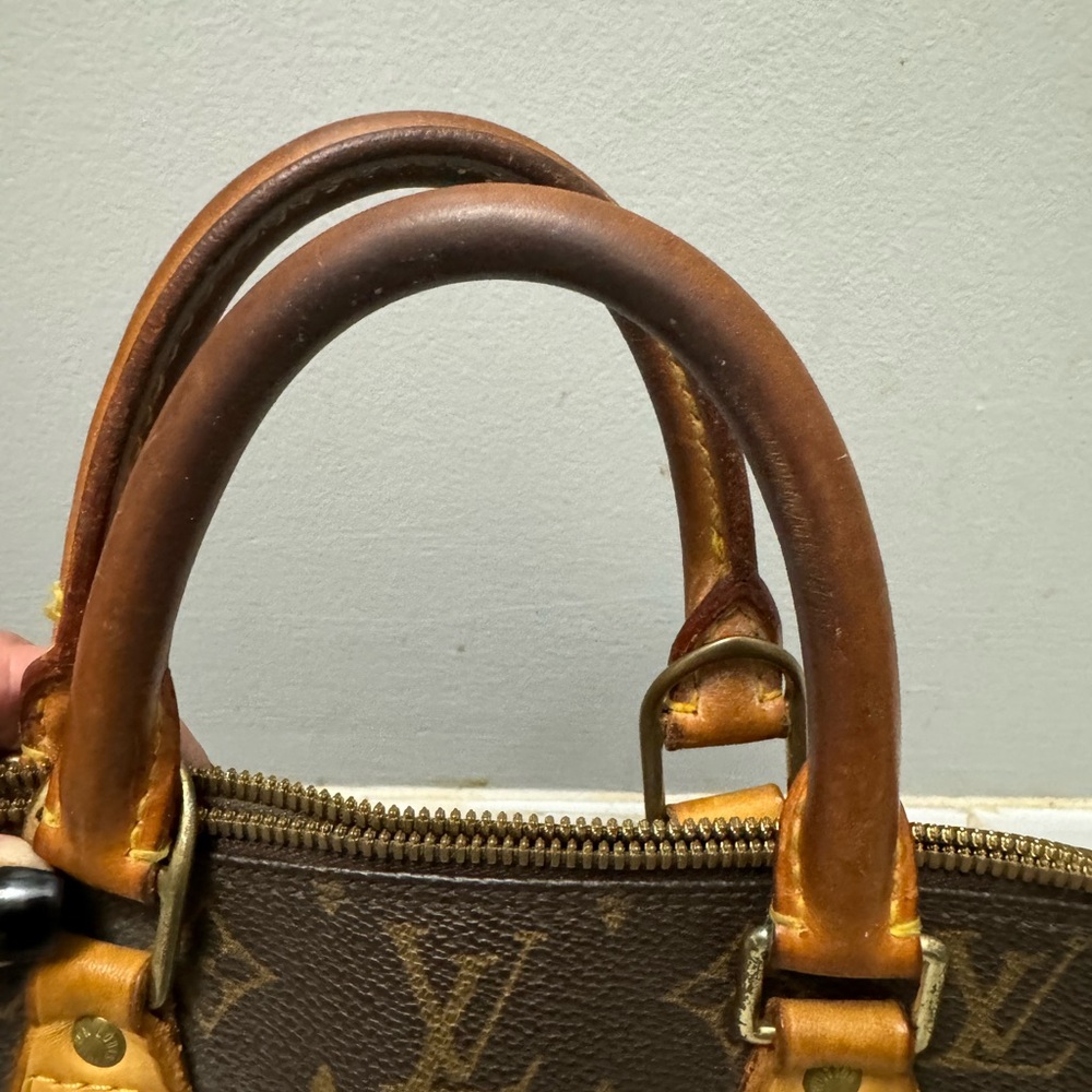 Louis Vuitton Alma PM bag used - Picture 12 of 15